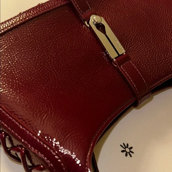 Wear Marcia Glossy Cherry Bag Red Shoulder Bag - Picture 13 of 16